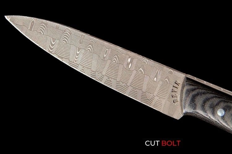 Handmade patterns on Damascus steel knife